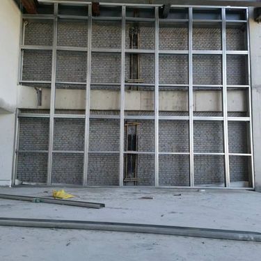 構(gòu)筑安全屏障 湖南泄爆墻、防爆門與防爆窗的應用與重要性